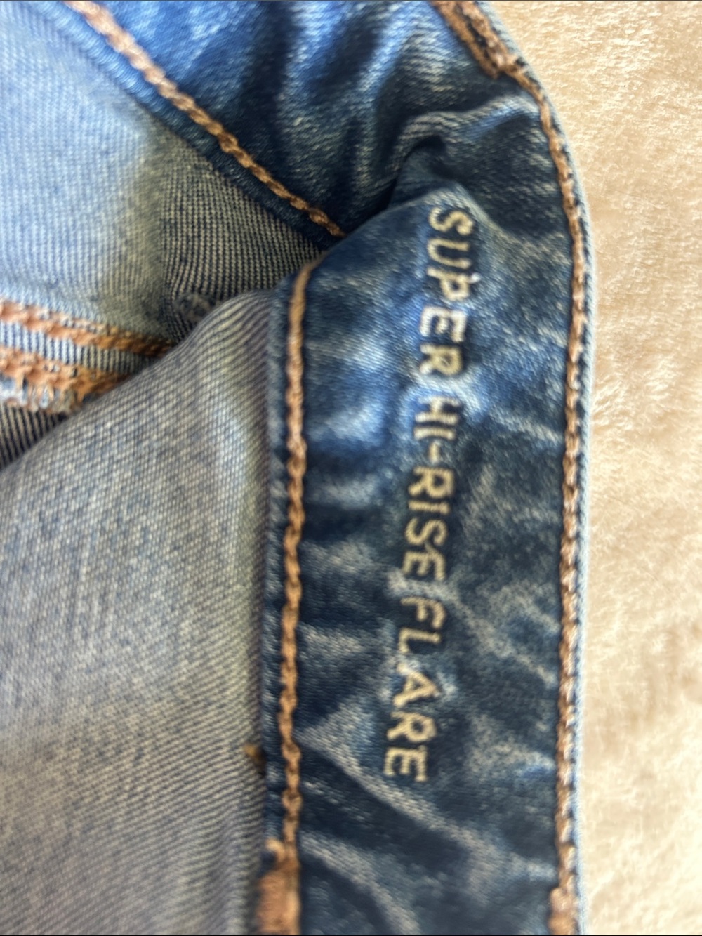 American Eagle Outfitters Women's Blue High-Rise Flare Jeans - Picture 3 of 8
